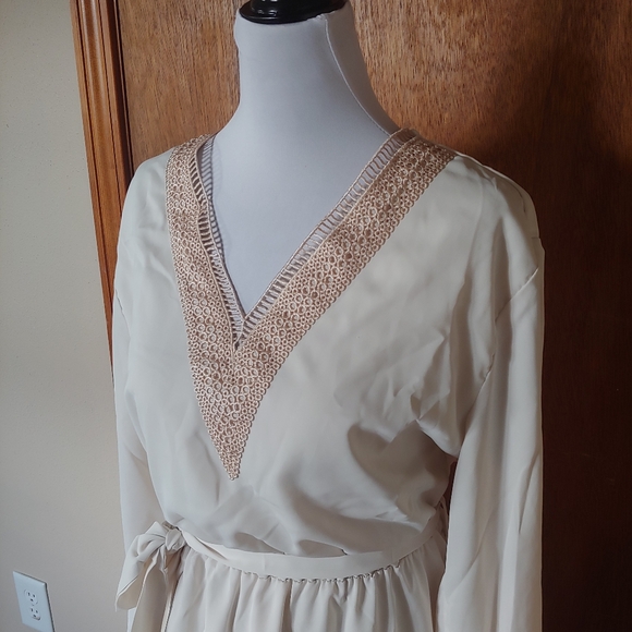 NWT Prettygarden Beige V Tie Belt Long Sleeve Boho Bohemian Flowy Mini Dress M - Picture 4 of 12